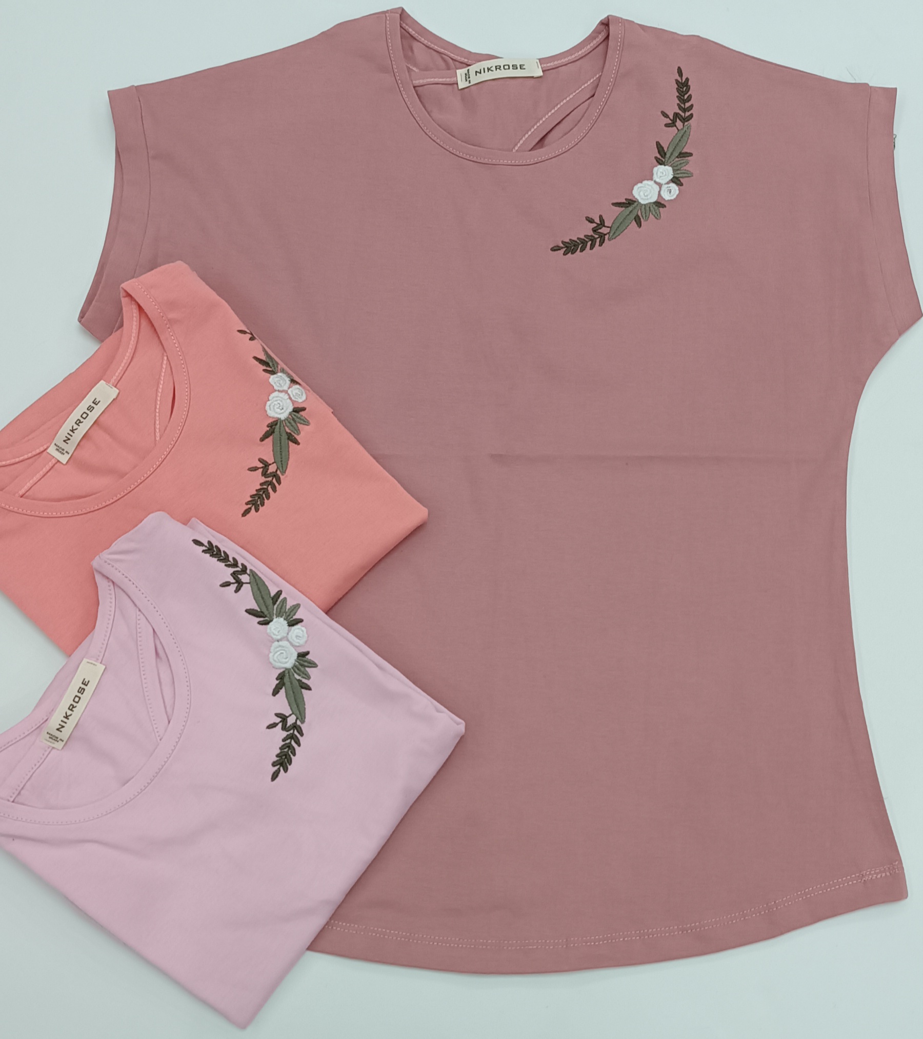 خرید تاپ خوشگل و شیک برای استایل روزمره ت